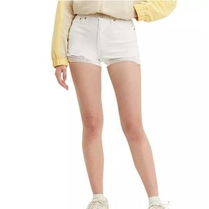 -NWT- Levi's Distressed High Rise Shorts 32